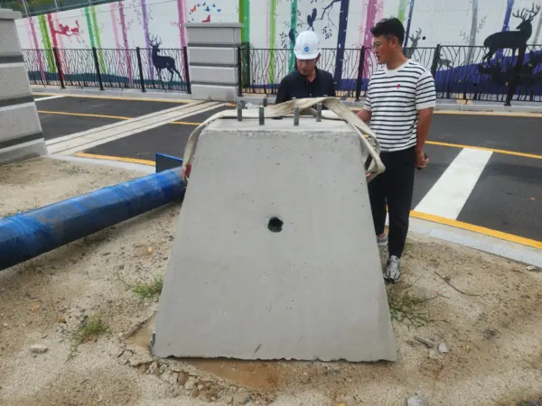 대전서중학교 · 전광판 시공 완료 및 안전펜스